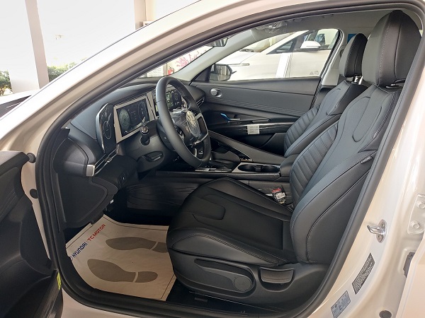 elantra 1.6 at