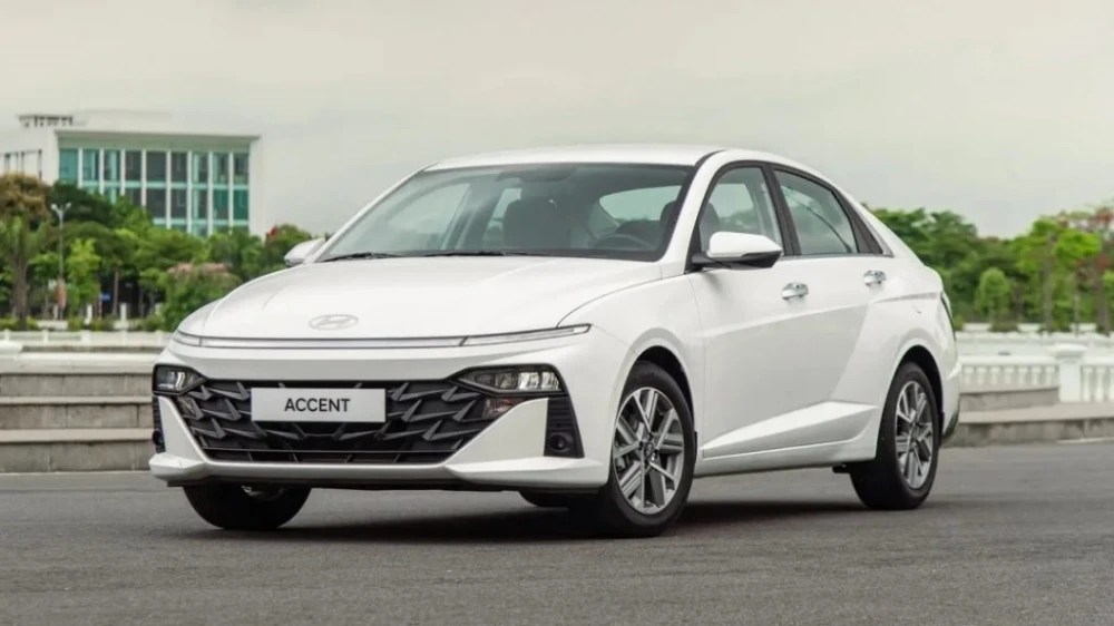 gia-xe-hyundai-accent-2